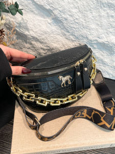 Casual Versatile Womens Crossbody Saddle Bag Dumpling Waist Bag Small Fashionable Shoulder Bag for Leisure And Daily Use