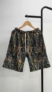 U HOME กางเกงขาสั้น กางเกงลำลอง สามารถสวมใส่ได้ทั้งชายหญิง ลวดลายสมัยใหม่ใส่สบาย QC-DK8022