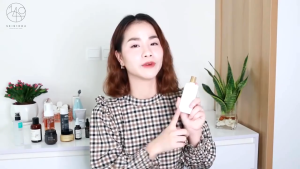 Kem chống nắng dạng sữa Skin 1004 Madagascar Centella Air - Fit SunCream SPF50+ PA++++