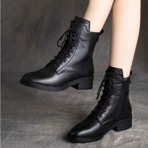 Womens Martin Boots Flat Bottom British Style Fall Winter Short Booties Appearances Smaller Tied Ankle Boots Commute