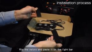 Đèn Led Gầm Ghế Ô Tô chiếu sao cắm cổng USB -nháy theo nhạc Có điều khiển tùy chỉnh màu sắc 3 mắt tròn