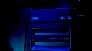 HID Fargo DTC1500 เครื่องพิมพ์บัตรพลาสติก เครื่องพิมพ์บัตรพนักงาน Plastic card PVC printer Dual side รุ่นพิมพ์สองหน้าอัตโนมัติ