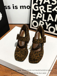 Lion Print Velvet Thick Heel Single Shoes Womens New 2025 Brown Retro Heightening Strap Square Head Waterproof Platform High Heels