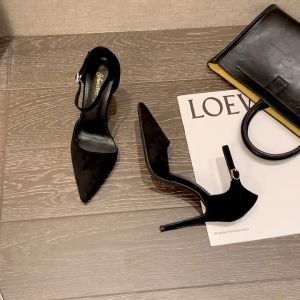 รองเท้าส้นสูงแหลม รองเท้าส้นสูงสตรี แฟชั่นเกาหลี 9 ซม