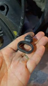 Cao su giữ dây công tơ mét Đai giữ dây cáp các dòng Exciter Spark 135s chính hãng Yamaha Việt Nam