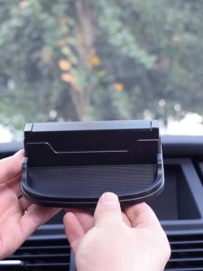 Bảng Ghi Số Điện Thoại Ô Tô Kèm Giá Đỡ Điện Thoại Tiện Lợi Để Taplo Xe Hơi