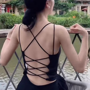 Mùa Hè Năm 2024 Nữ Gợi Cảm Áo Bralette Hở Lưng Chéo Cổ Chữ V Ice Lụa Dây Đeo Vai Áo Hai Dây Không Cần Áo Ngực Nữ Màu Trơn Dài Vừa Phải Áo Hai Dây