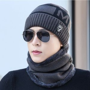 Warm Fleece Lined Cycling Driving Windproof Hat Headscarf Neck Protector Mens Winter Knitted Hat Outdoor Sports Protection
