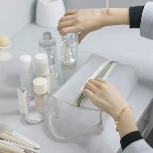 ❣️E2U0222❣️กระเป๋าใส่เครื่องสําอาง แบบตาข่าย ไนลอน