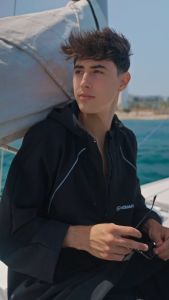 AquaPlay Darth Vader Hooded Poncho Stylish Couples Beach Diving Rash Guard Quick-Dry Surf Bathrobe