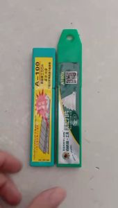 Hộp 10 lưỡi dao rọc giấy chuyên dùng