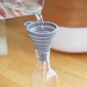 Corong Silikon Lipat Serbaguna Minyak Air Portable Dapur Silicone Mini