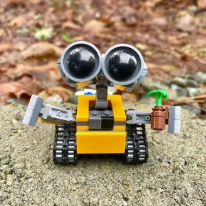 217PCS ของเล่นบล็อก หุ่นยนต์รุ่น WALL-E เพิ่มความสามารถในการลงมือทำและความสามารถในการคิด ของขวัญสำหรับเด็ก