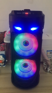 ลักษณะ: เบสหนักๆ, ลำฟโพงบูลทูธ (แถมฟรี ไมโครโฟน+รีโมท+สายชาร์จ), เบสแน่นๆ โดนใจคนรักเสียงกระหึ่ม