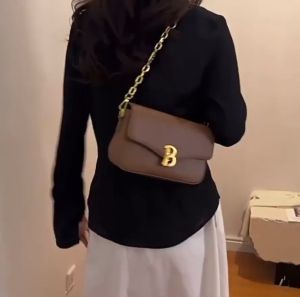 Tas Wanita Import Sling Bag Jinjing Selempang GRONDAHL GDHL1521 1521 Kulit PU Super Anti Air Waterproof Rantai Besi Logam