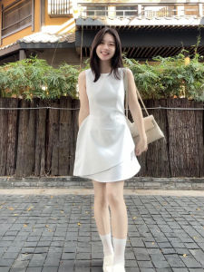SUHUIQIAN | White Sleeveless Flower Bud Party Dress