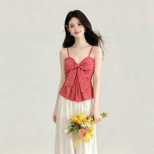 puella | Plaid Halter Crop Top Exposed Back Sweet & Spicy Fitting