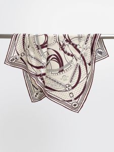 Silk Wool Scarf Bandana Double Sided Different Color Mulberry Silk Woolen Square Scarf Versatile Fashion Accessory for All Seasons