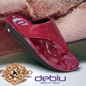(เพชรไม่หลุด ไม่ใช่งานตลาดนัด ส่งฟรี) หนังแก้ว DEBLU รองเท้าแตะแบบคีบสุภาพสตรี รหัสL9401