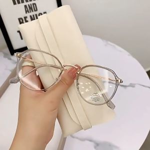 Kacamata Anti Radiasi Photocromic Wanita Pria Fashion Korea Bulat Kacamata Komputer Anti Cahaya Biru