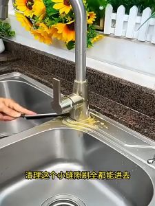 แปรงทําความสะอาดกระเบื้อง และขัดช่องว่างร่อง พร้อมส่งจากไทย