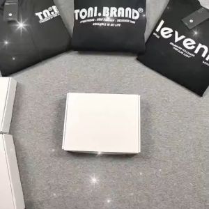 (Quà Tặng 1 Miếng) STICKER DREW HOUSE Dán Chống Thầm Nước 6-8cm (Ngẫu nhiên)