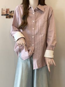 เสื้อเชิ้ตแขนยาวลายทางสีชมพูสไตล์เกาหลี ทรงหลวม สำหรับผู้หญิง ฤดูใบไม้ร่วง 2024 แฟชั่นใหม่ ไซส์ใหญ่ แขนยาว ทรงหลวม