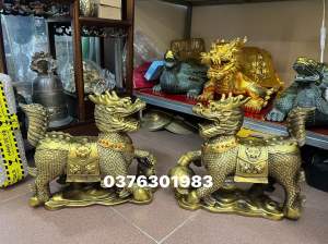 Tượng kỳ lân bằng đồng cao 30cm x 40cm nặng 13kg