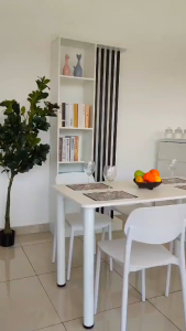 F&F : Mino Dining Table with 4 Chair/meja makan 4 kerusi /dining table set/meja makan