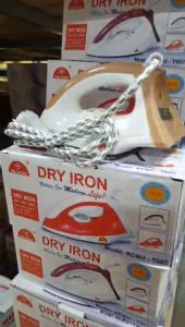 Bàn Ủi Khô Kim Cương BU-T602 Công Suất 1000W Nóng Nhanh Dễ Sử Dụng Tiện Dụng Khi Đi Du Lịch