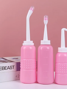 ที่ฉีดชำระแบบพกพา ฉีดขวด ฉีดก้นแบบพกพา กระบอกฉีดชำระ ล้างก้นเด็ก 500ml พกพาสะดวก สะอาด