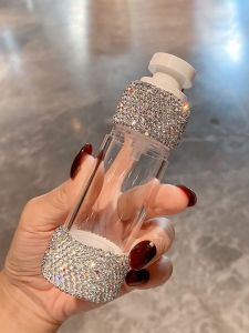 Bình Xịt Dưỡng Ẩm Dạng Sương Dùng Để Du Lịch Có Thiết Kế Trang Trí Kim Cương Kiểu Dáng Nắp Nén Bình Rỗng Dùng Để Đựng Mỹ Phẩm