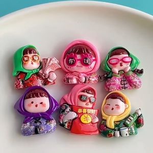 AHOURR การ์ตูนสาวอีสานพวงกุญแจดอกไม้เสื้อผ้าฝ้ายน่าเกลียดน่ารักรวยจี้สาว