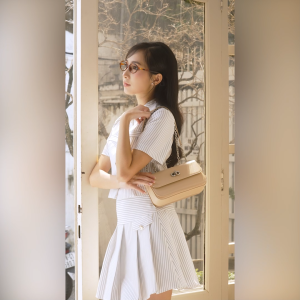 Túi Yuumy - Bộ hộp quà (Túi đeo chéo YN254 size 22 + Hộp + Túi Giấy + Túi rút đựng sản phẩm + Thiệp viết lời chúc)