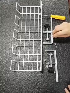 ที่เก็บของใต้โต๊ะ ถอดออกได้ ที่เก็บของใต้โต๊ะ ตะกร้าเก็บของใต้โต๊ะ ที่ใส่ซ็อกเก็ต ที่ใส่สายไฟ ชั้นใส่สายเคเบิล ใต้โต๊ะ ที่เก็บของ เครื่องใช้ในบ้าน