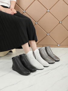 Comfortable Leather Flat Bottom Sandals Womens Shoes Breathable Hollow out Design Casual Fashion Summer Season round Toe