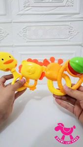 Mainan Pegangan Kerincingan Bayi Baby Rattle Duck & Seri Hewan Lucu