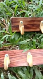 KAPSTOK TANDUK BERBAHAN KAYU KUAT