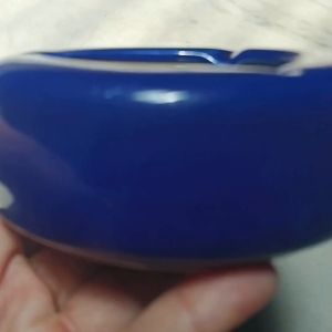 Asbak Rokok Biru Bahan Keramik Warna Biru Bahan Tebal