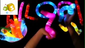 5Pcs LED Ligh Pop Tube Sensory Toys Fidget Toys Colorful Telescopic Pop Tube Toys Stress Reliever Toys For Kids Lootbag Filler / Paninda