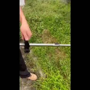 เครื่องตัดหญ้าแบตเตอรี่ อุปกรณ์เสริมเครื่องตัดหญ้าอะไหล่ใบมีดแบตเตอรี่ลิเธียม 12V ใบมีดเหล็ก ใบเลื่อยวงเดือน แบตเตอรี่ เครื่องชาร์ แว่นตากัน