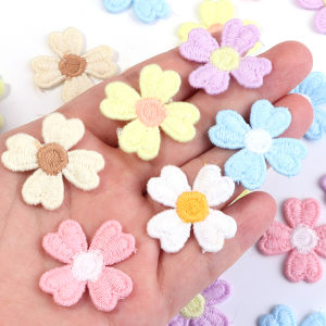 20pcs/lot Flower Appliques Multicolor Flowers Embroidered Patches Cloth Stickers For Clothing Sewing Decoration Accessories