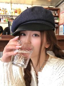 Retro Fashionable Womens Beret Hat with Leather Brim Splicing Page Boy Cap Artist Style Sunscreen Thickened Autumn Cap