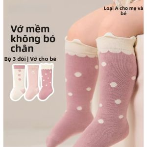 Vớ Dài Mềm Không Gây Hạn Chế Cho Bé Trong Mùa Đông