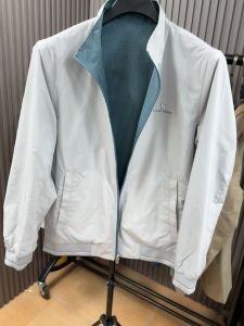 แจ็คเก็ตคอตั้งสองด้านสำหรับผู้ชาย แจ็คเก็ตผ้าไนลอน ทรงหลวม แขนยาว ปกเล็ก แจ็คเก็ตฤดูใบไม้ผลิและฤดูใบไม้ร่วง