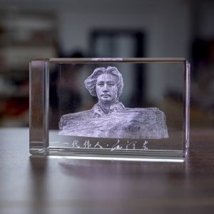 Đồ Trang Trí Bàn Làm Việc Bằng Thủy Tinh Chủ Tịch Mao Zedong Hình Tượng Thanh Thiếu Niên Người Hùng Đồ Trang Trí Để Bàn Quà Tặng