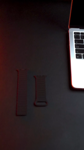 [ส่งเร็ว] Moov WS01 สายนาฬิกา Apple Watch SE Case สายนาฬิกาแอปเปิ้ลวอช สมาร์ทวอทช์ Series 1-11 รองรับขนาด 38mm - 49mm สายนาฬิกาแม่เหล็ก Silicone สำหรับ แอปเปิ้ลวอช SE3 SE2 SE1 Ultra smart watch