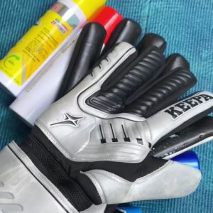 Chai xịt găng tay thủ môn LIGPRO 50ml Tăng độ bám dính và cấp ẩm cho găng tay thủ môn