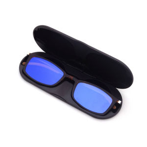Ultra-Thin Portable Folding Anti-Blue Light Reading Glasses for Men And Women Lightweight High Definition Comfortable for Middle-Aged And Elderly
