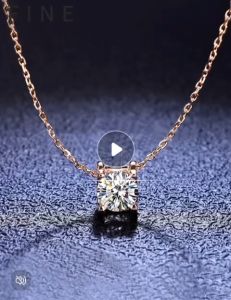 [SG Seller] Silver diamond necklace simple single diamond moissanite bull head pendant platinum temperament clavicle chain gift